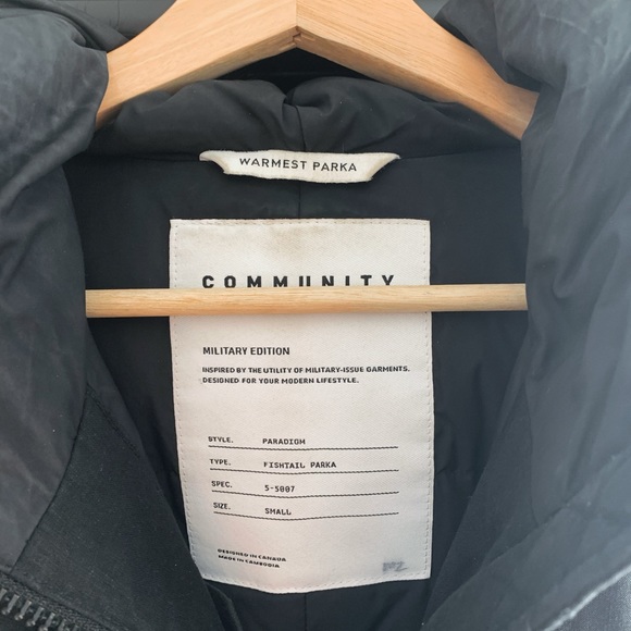 Aritza winter jacket. Size small - Picture 4 of 4